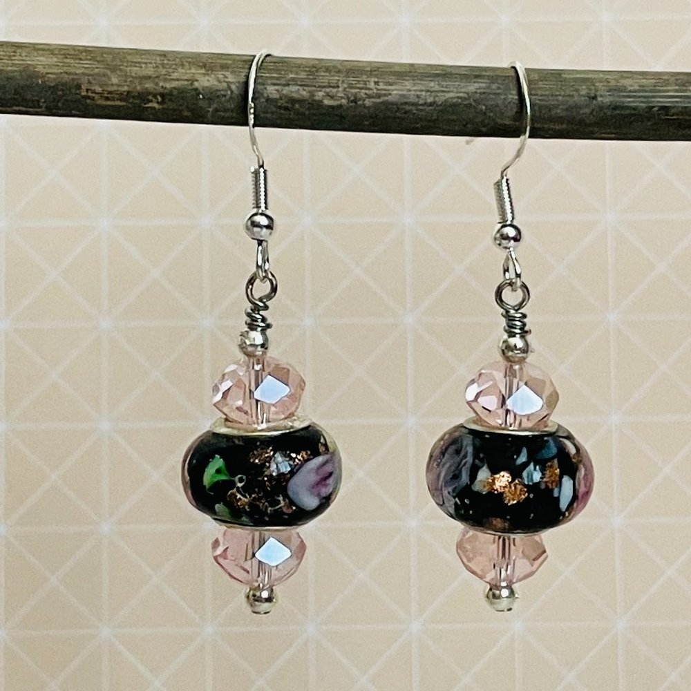 Artisan Elegant Crystal Lampwork Beaded Drop Dangle Pierced Earrings 1.75” NEW